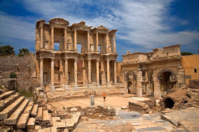 2149969612_959b4ecb64_b Library at Ephesus.jpg
