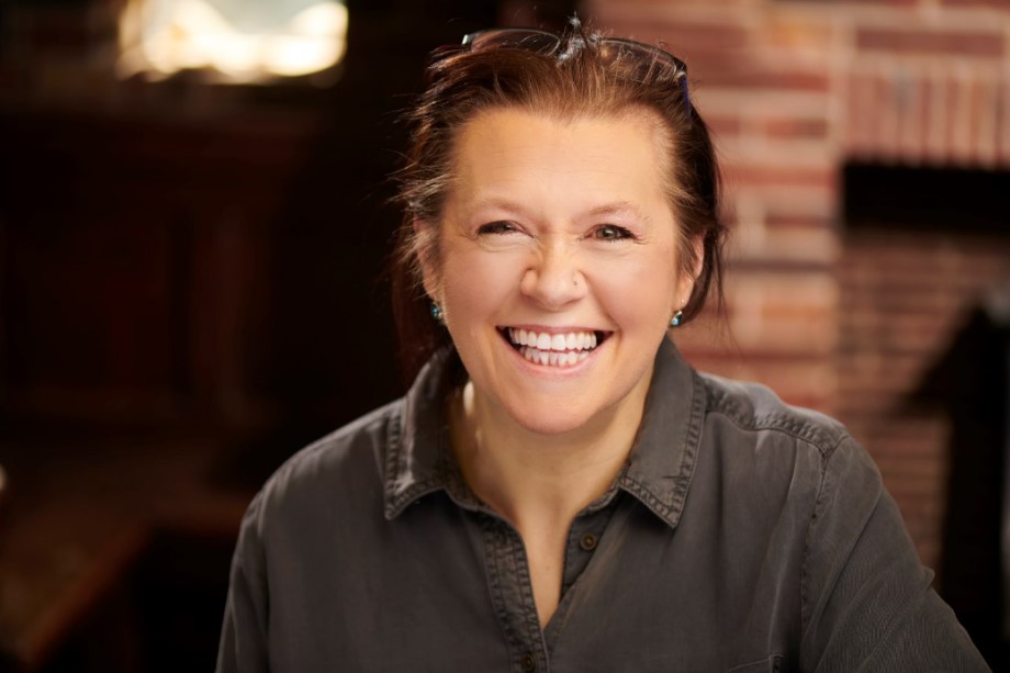 dr-dawne-irving-bell